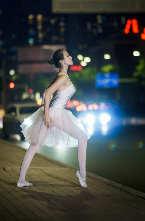 开云官方网站-“雪域战神：冰天雪地中的霸者归来”，雪域兵王 百科